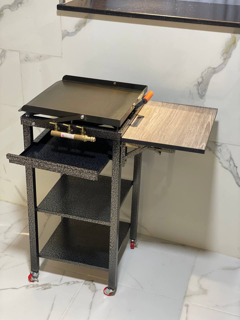 الطابونة المتكاملة 🔥🍳 | شواية فحم + بلاك شوفونت + طابة طابلة في جهاز واحد!