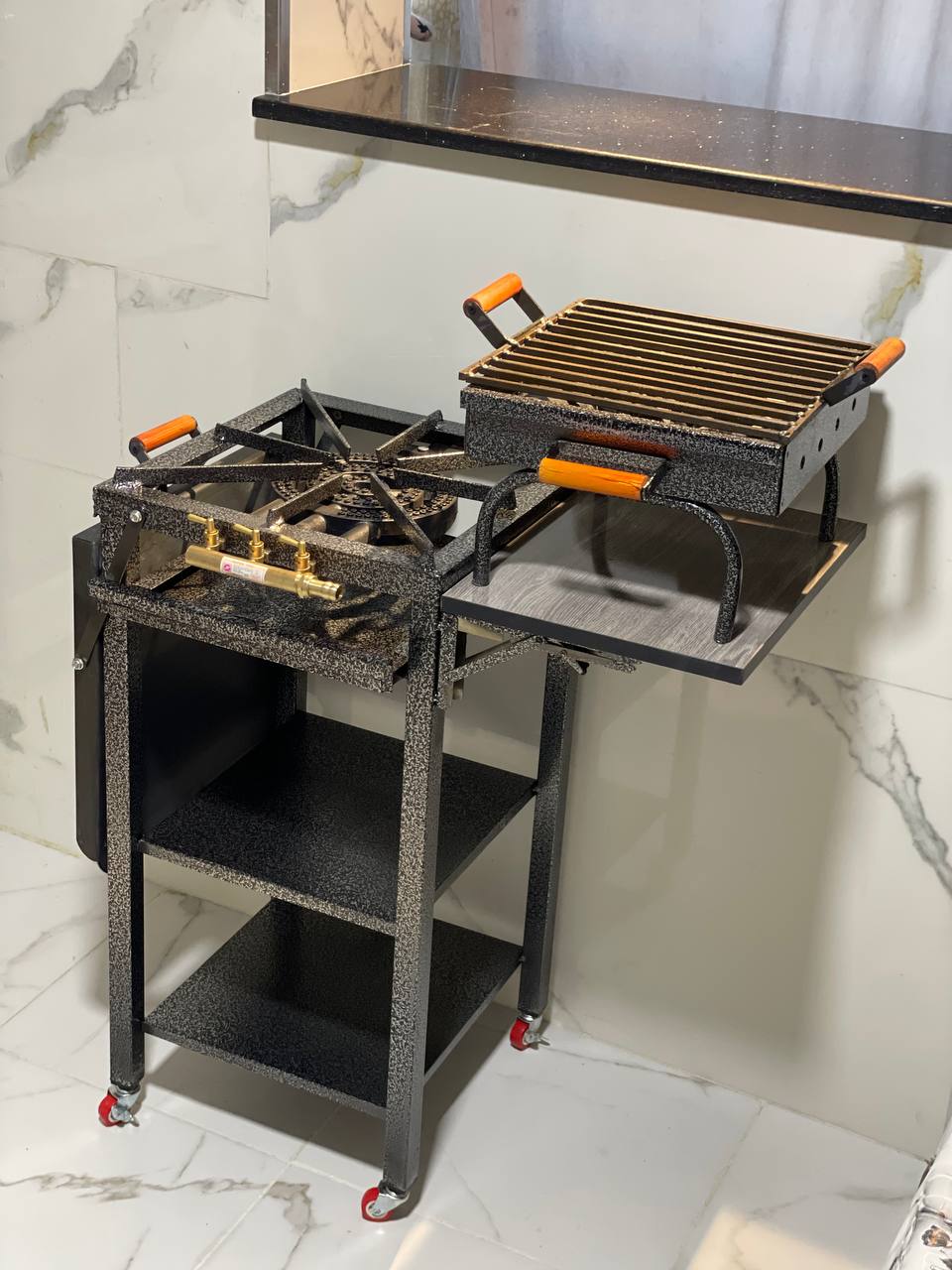 الطابونة المتكاملة 🔥🍳 | شواية فحم + بلاك شوفونت + طابة طابلة في جهاز واحد!