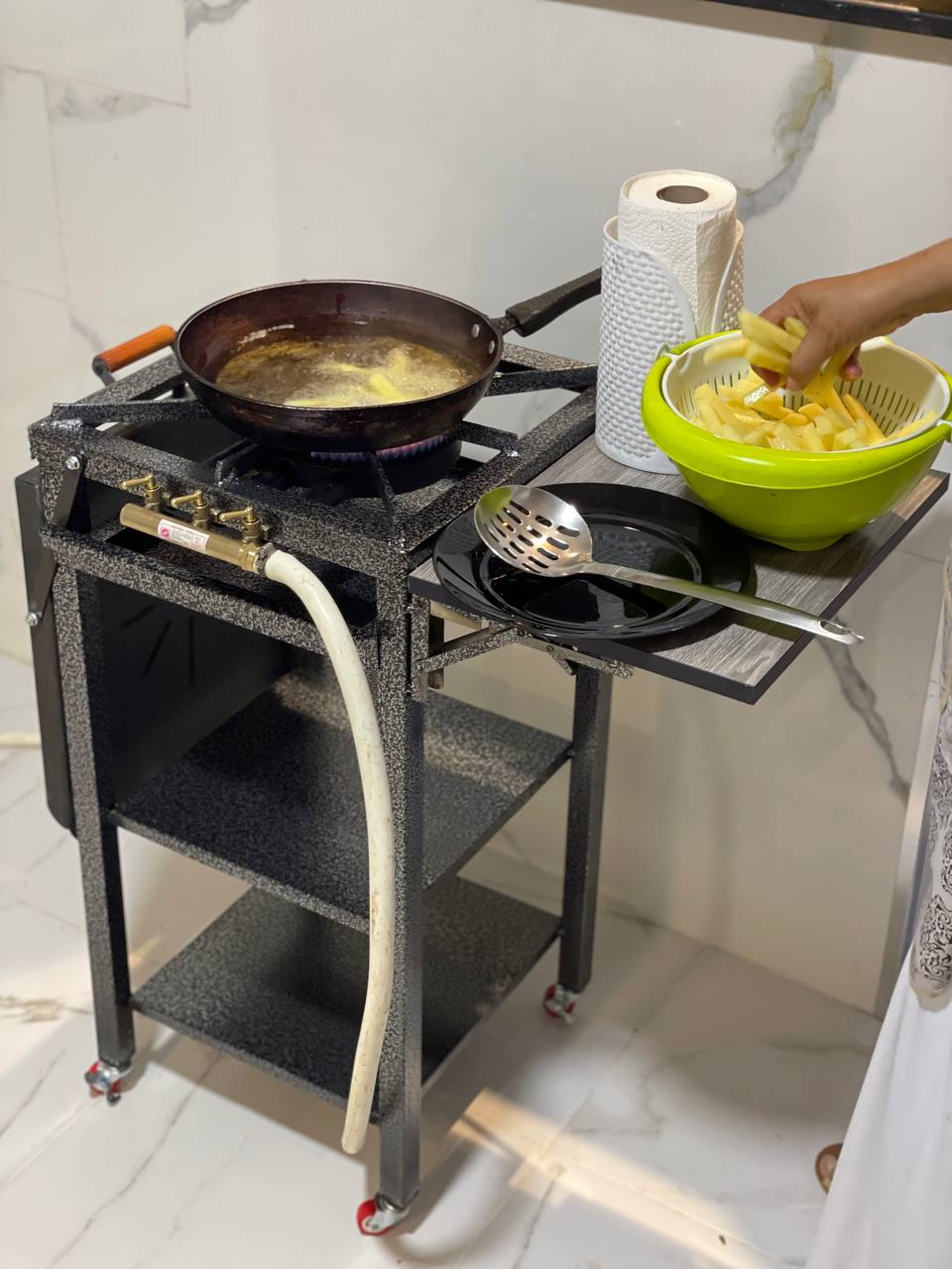 الطابونة المتكاملة 🔥🍳 | شواية فحم + بلاك شوفونت + طابة طابلة في جهاز واحد!